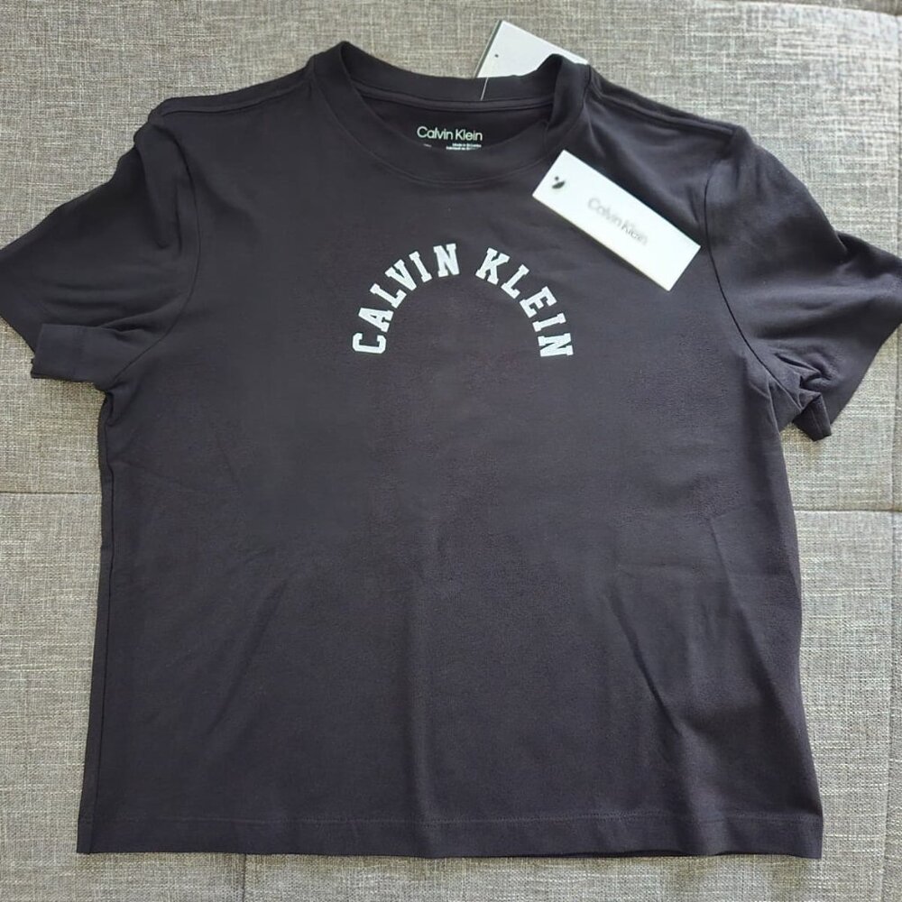 Calvin Klein Women’s Logo Tee – Black – Size S